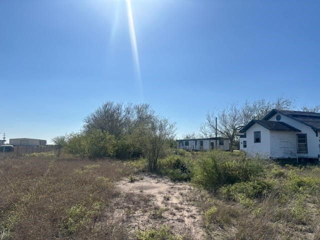 138 CR 307, Orange Grove, TX 78372