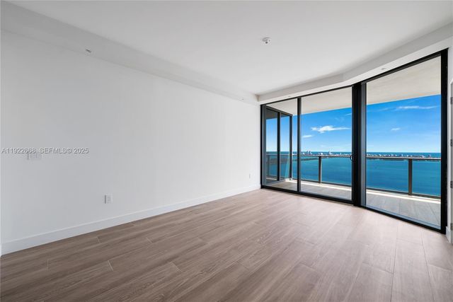 700 NE 24TH St 4807, Miami, FL 33137