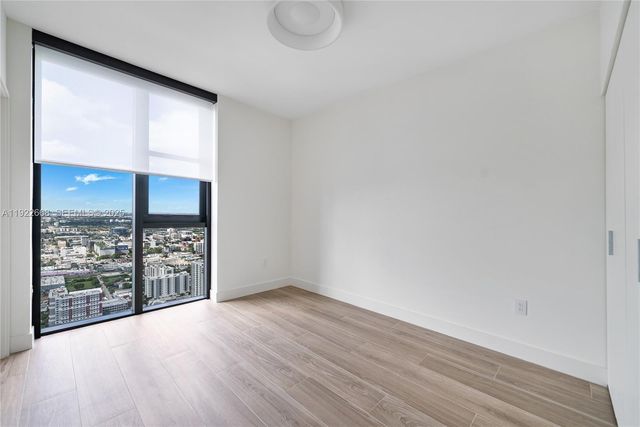 700 NE 24TH St 4807, Miami, FL 33137