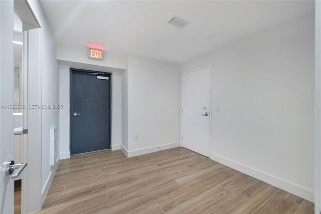 700 NE 24TH St 4807, Miami, FL 33137