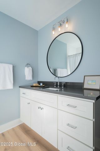 1 Pickett Lane, Rexford, NY 12148