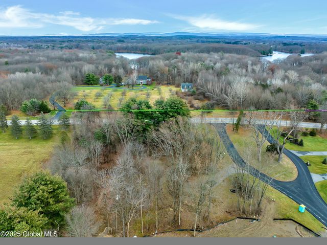 1 Pickett Lane, Rexford, NY 12148