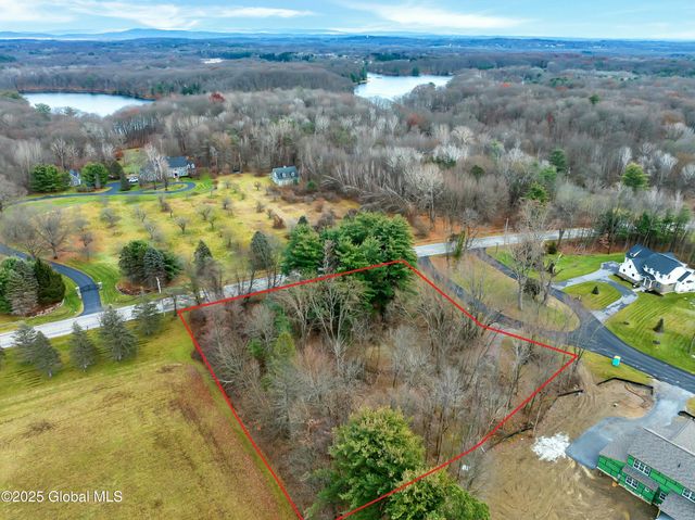 1 Pickett Lane, Rexford, NY 12148