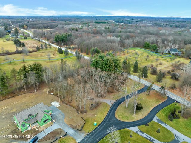 1 Pickett Lane, Rexford, NY 12148