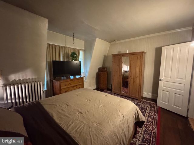 429 GREENWICH ST, Reading, PA 19601