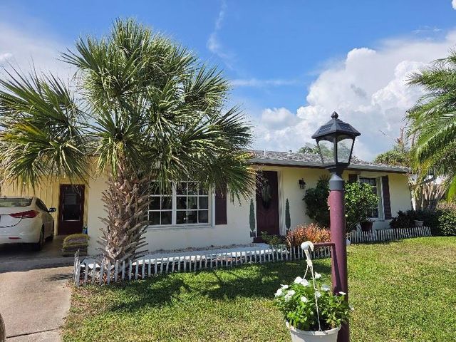 18190 STEELE AVENUE, Port Charlotte, FL 33948