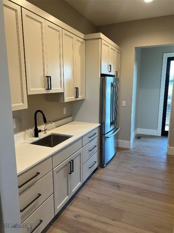 60 McGoo Way, Bozeman, MT 59718