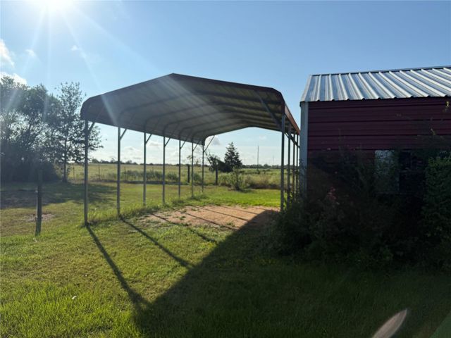 7274 Gramy Road, Sealy, TX 77474