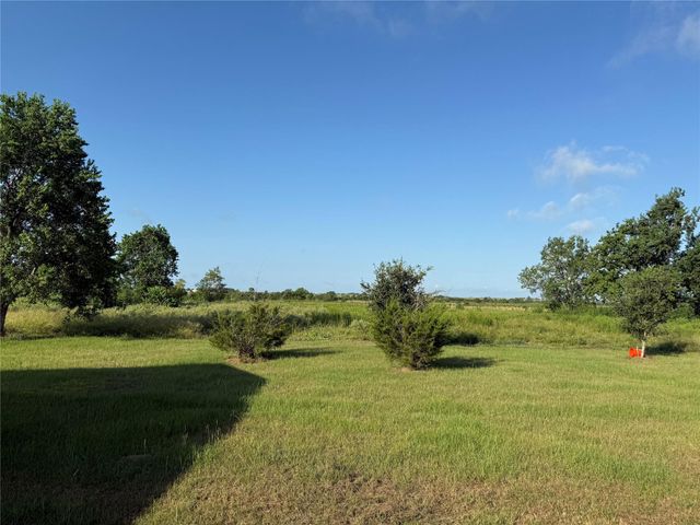 7274 Gramy Road, Sealy, TX 77474