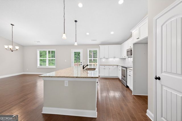 561 Oconee Lane, Commerce, GA 30529