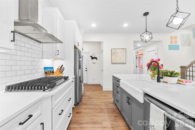 142 Prestwick Way, Mooresville, NC 28115