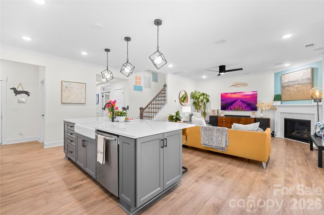 142 Prestwick Way, Mooresville, NC 28115