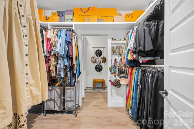 142 Prestwick Way, Mooresville, NC 28115