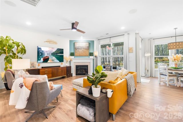 142 Prestwick Way, Mooresville, NC 28115