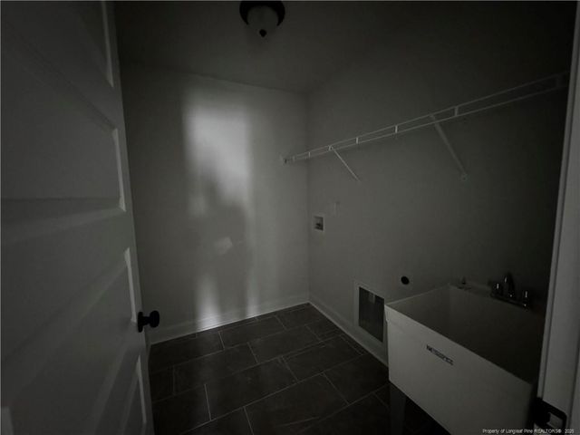 7198 Manassas Street, Fayetteville, NC 28304