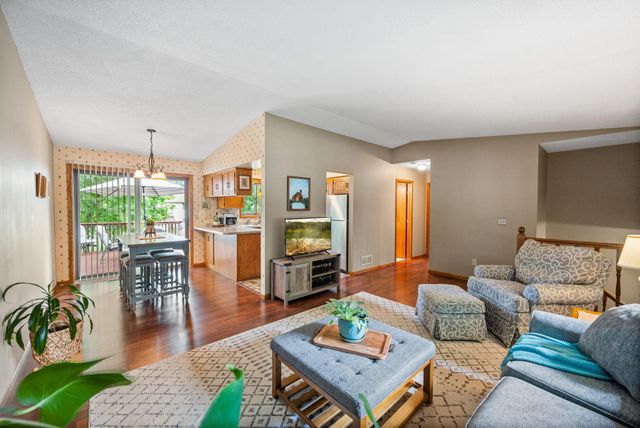3226 Marlin Avenue, Vadnais Heights, MN 55127