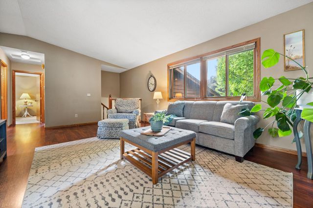 3226 Marlin Avenue, Vadnais Heights, MN 55127