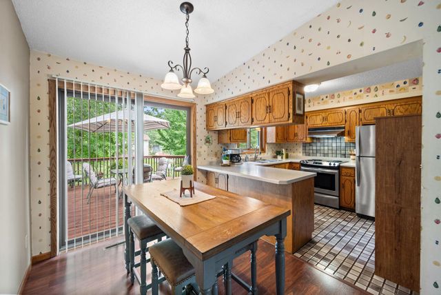 3226 Marlin Avenue, Vadnais Heights, MN 55127