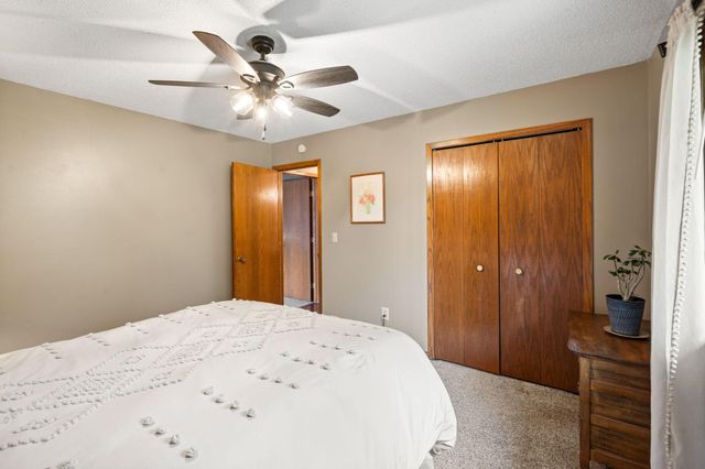 3226 Marlin Avenue, Vadnais Heights, MN 55127