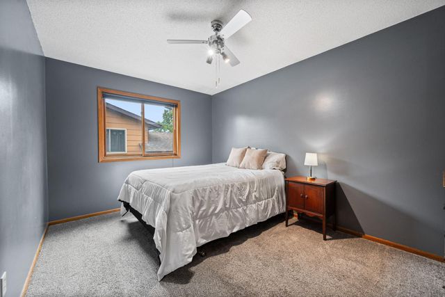 3226 Marlin Avenue, Vadnais Heights, MN 55127