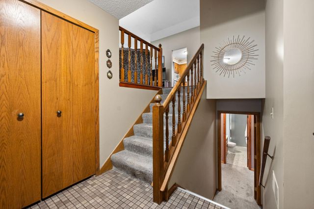 3226 Marlin Avenue, Vadnais Heights, MN 55127