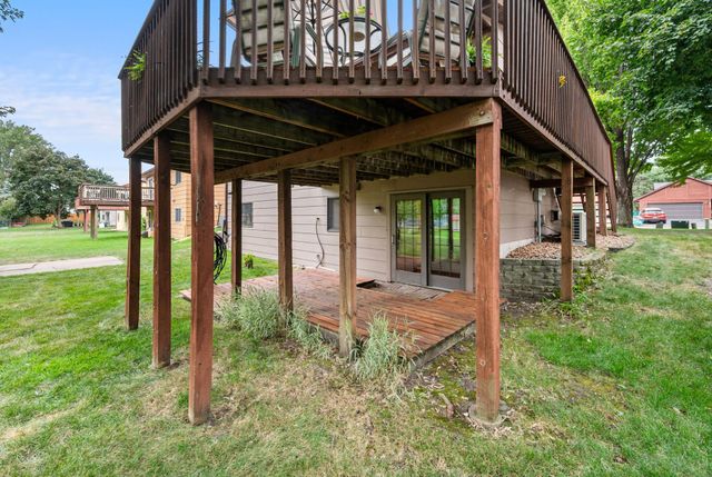 3226 Marlin Avenue, Vadnais Heights, MN 55127