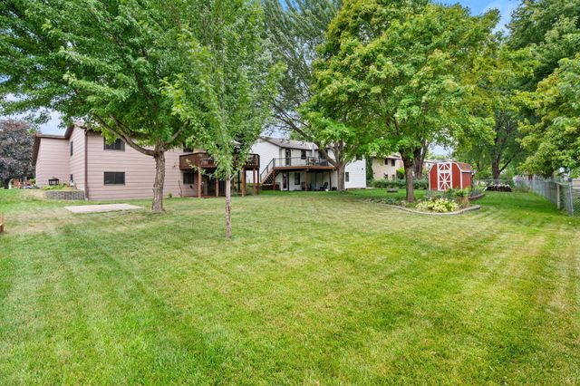 3226 Marlin Avenue, Vadnais Heights, MN 55127