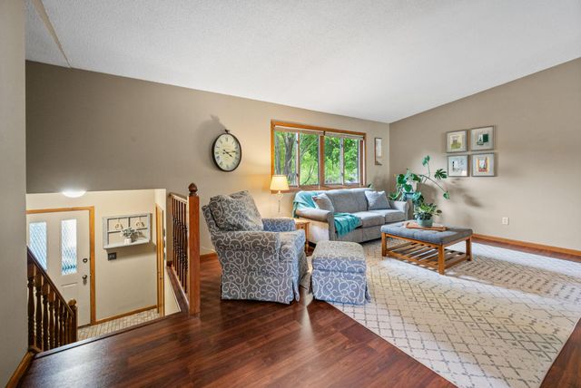 3226 Marlin Avenue, Vadnais Heights, MN 55127