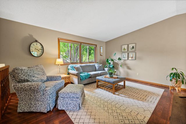 3226 Marlin Avenue, Vadnais Heights, MN 55127