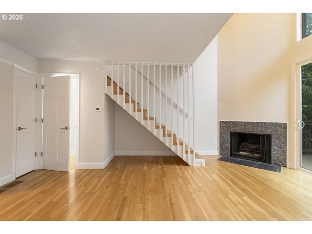 839 Sw BROADWAY Dr 71, Portland, OR 97201