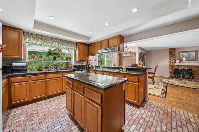 28105 Eagle Peak, Canyon Country, CA 91387