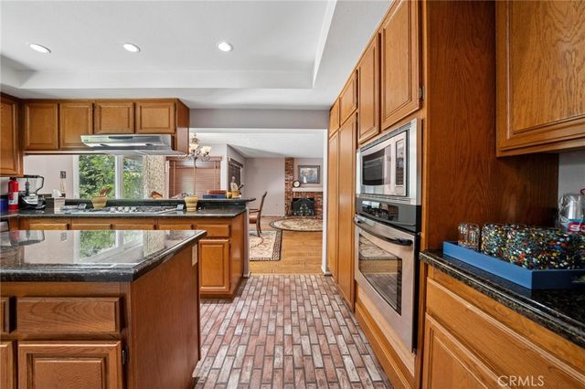 28105 Eagle Peak, Canyon Country, CA 91387