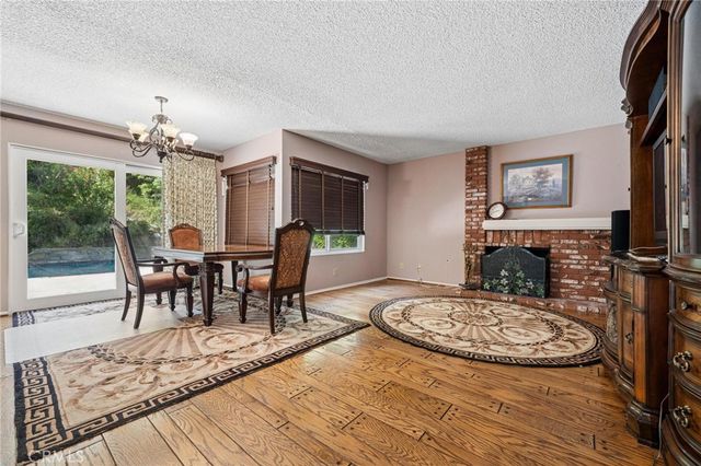 28105 Eagle Peak, Canyon Country, CA 91387