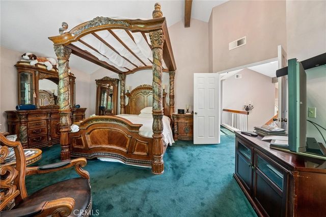 28105 Eagle Peak, Canyon Country, CA 91387