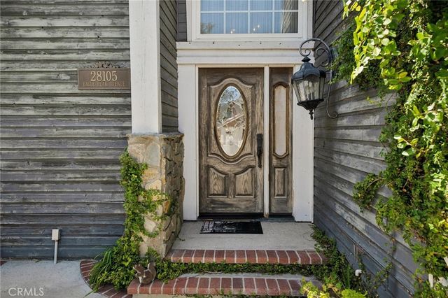 28105 Eagle Peak, Canyon Country, CA 91387