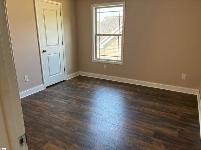 1000 Sheila Avenue, Greer, SC 29651