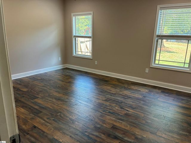 1000 Sheila Avenue, Greer, SC 29651