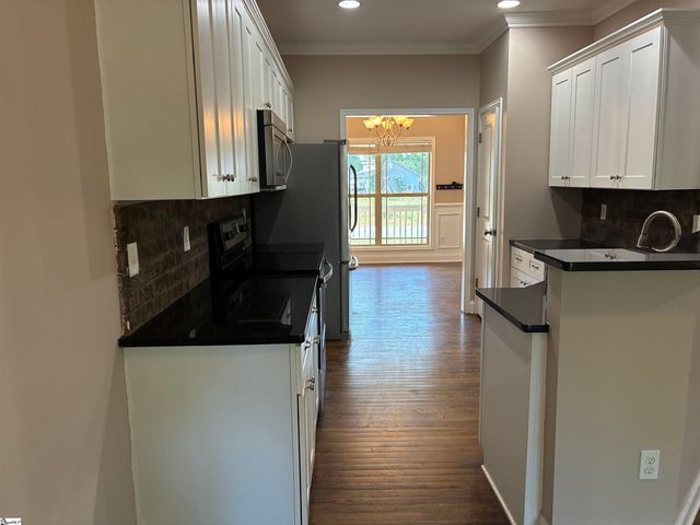 1000 Sheila Avenue, Greer, SC 29651