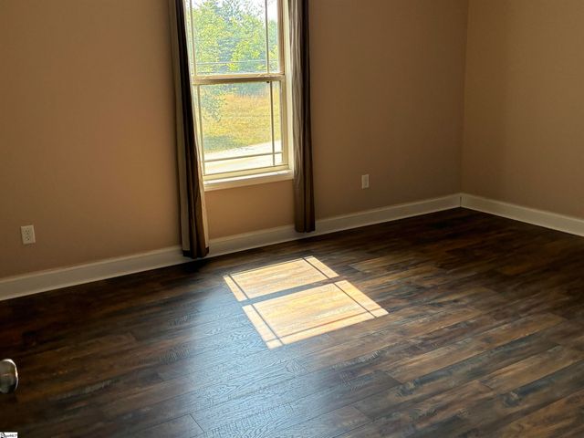 1000 Sheila Avenue, Greer, SC 29651