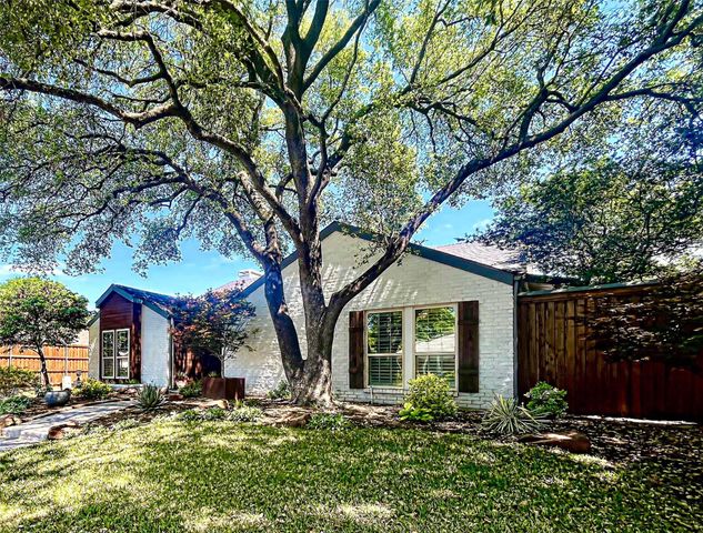 17216 Ikel Drive, Dallas, TX 75248
