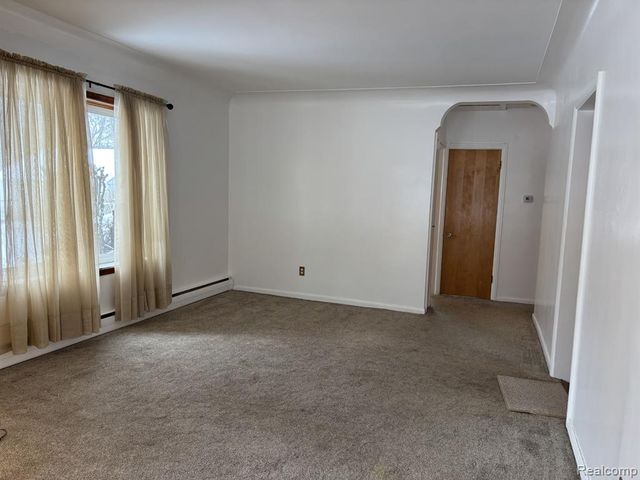 1150 Jay Street, Waterford, MI 48327