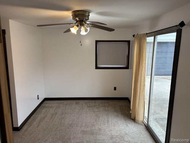 1150 Jay Street, Waterford, MI 48327