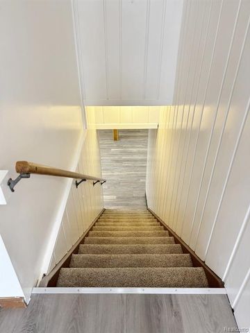 1150 Jay Street, Waterford, MI 48327