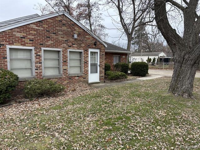 1150 Jay Street, Waterford, MI 48327