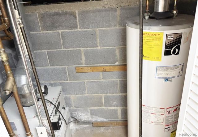 1150 Jay Street, Waterford, MI 48327