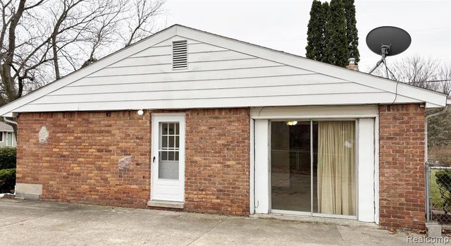 1150 Jay Street, Waterford, MI 48327