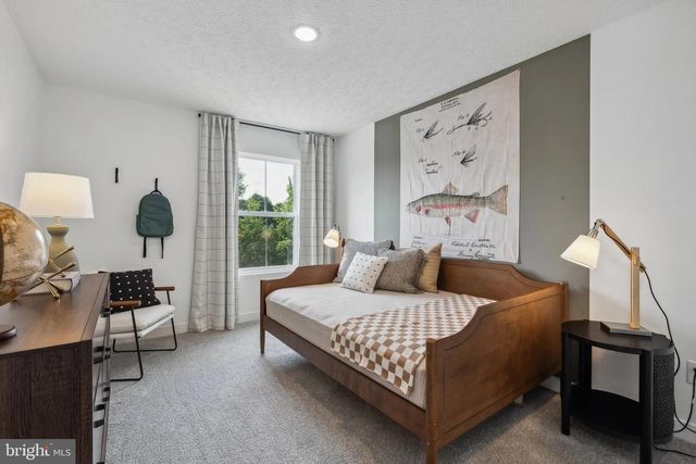 135 REFORMATION DRIVE, Martinsburg, WV 25405