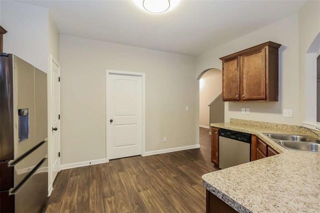 217 Magnaview Drive, Mcdonough, GA 30253