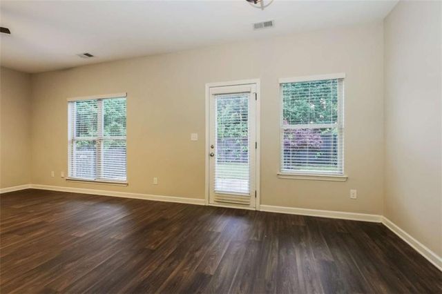 217 Magnaview Drive, Mcdonough, GA 30253