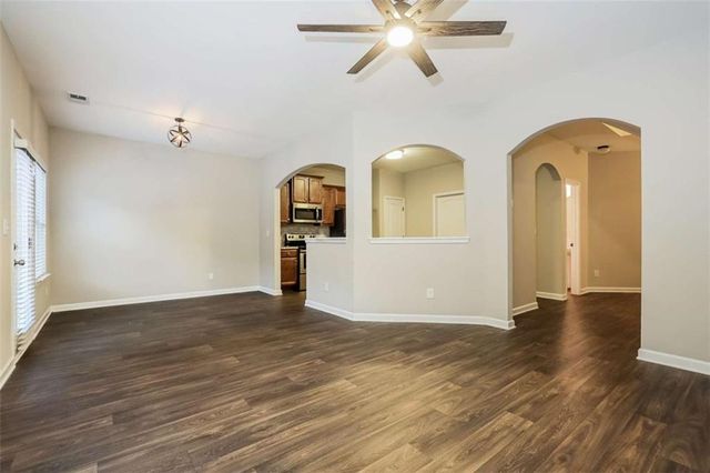 217 Magnaview Drive, Mcdonough, GA 30253
